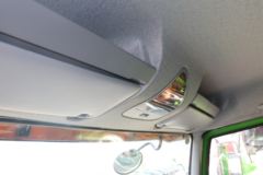 青岛解放 龙V 220马力 6X2 5米自卸车(LZT3240P3K2E5T3A90)
