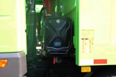 青岛解放 龙V 220马力 6X2 5米自卸车(LZT3240P3K2E5T3A90)