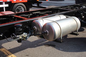 �ൺ��� ��VH 2.0�� 240���� 4X2 6.65�ײ�դʽ�ػ���(CA5189CCYPK2L2E5A80)ͼƬ