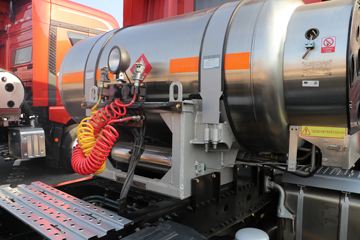 �ൺ��� JH6�ؿ� �캽�� 440���� 6X4 LNGǣ����(����)(CA4250P25K2T1NE6A80)ͼƬ