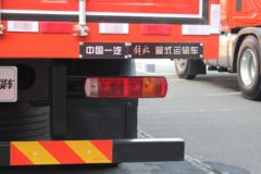一汽解放 新J6P重卡 2020款 领航版 460马力 8X4 9.5米厢式载货车(CA5310XXYP66K24L7T4E5)