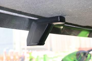 һ����� ��J6P�ؿ� 2020�� 390���� 6X4 5.6����ж��(CA3250P66K2L1T1AE5)ͼƬ