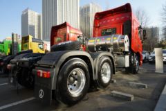 北奔 V3ET重卡 精英版 轻量化捷运款 460马力 6X4 LNG牵引车(国六)(ND4250BG6J7Z01)