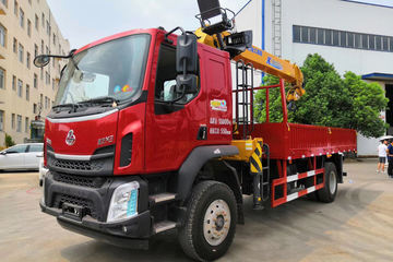 东风柳汽 乘龙M3 220马力 4X2 5.8米随车吊(程力威牌)