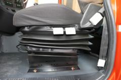 一汽柳特 安捷(L5R)重卡 限高版 420马力 6X4长头牵引车(CA4255K2E5R5T1A92)