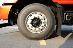 一汽柳特 安捷(L5R)重卡 限高版 420马力 6X4长头牵引车(CA4255K2E5R5T1A92)