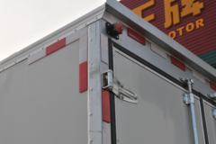 江淮 康铃J3 88马力 3.7米单排厢式轻卡(HFC5040XXYP93K1B4V)