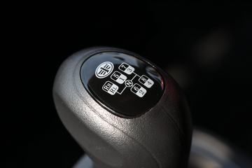 �ൺ��� JK6�п� 220���� 4X2 6.75�������ػ���(����)(CA1180P28K1L4E6)ͼƬ