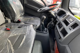 王牌7系&nbsp;载货车驾驶室                                               图片