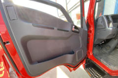 中国重汽成都商用车 瑞狮 115马力 3.86米排半栏板轻卡(CDW1040HA1Q5)