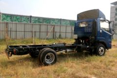 现代商用车 泓图500 130马力 4.165米单排厢式轻卡(CNJ5041XXYQDA33V)