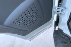 唐骏欧铃 小宝马 1.9L 102马力 3.63米单排栏板微卡(ZB1042BDD0V)