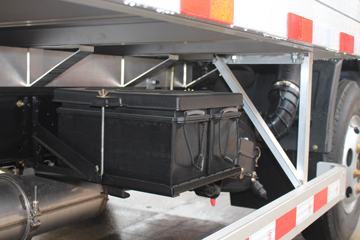 ��� ��VN 130���� 4.16�׵�����ʽ�Ῠ(CA5040XXYP40K56L2E5A84)ͼƬ