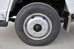 唐骏欧铃 小宝马 1.9L 102马力 3.02米双排栏板微卡(ZB1042BSD0V)