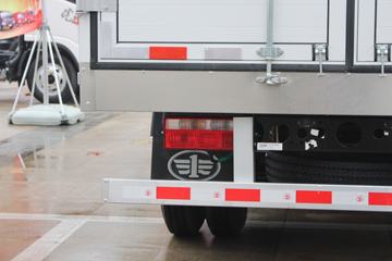 ��� ��VN 130���� 4.16�׵�����ʽ�Ῠ(CA5040XXYP40K56L2E5A84)ͼƬ