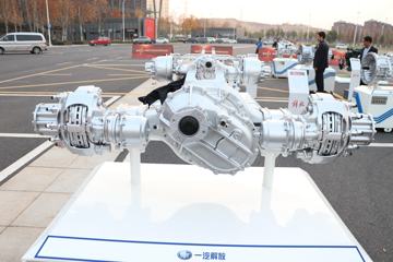 驱动桥&nbsp;车桥外观                                                图片