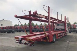 轩德X6&nbsp;中置轴车辆运输车外观图片