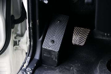 ���� ����X6 1.5L 113���� 2.97��˫������΢��(����)(HFC1030RV3E1C1S)ͼƬ