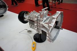 HW5挡系列&nbsp;变速箱外观                                                图片