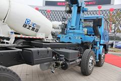 徐工 瑞龙 270马力 8X4 随吊车(NXG5310JSQ3)