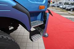 徐工 瑞龙 270马力 8X4 随吊车(NXG5310JSQ3)