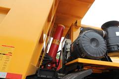 徐工 祺龙 375马力 6X4 宽体矿用自卸车