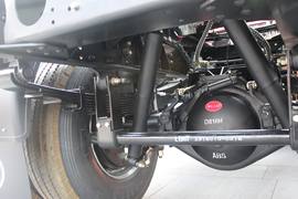 新大威&nbsp;牵引车底盘                                                图片