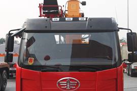 解放J6M&nbsp;随车吊外观图片