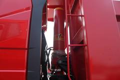 一汽解放 J6P重卡 350马力 6X4 5.6米自卸车(CA3250P66K2L0T1AE4)