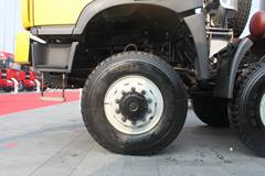 解放 悍威(J5M)重卡 390马力 8X8 载货车(越野车底盘)(CA1312P2K24T11E1)