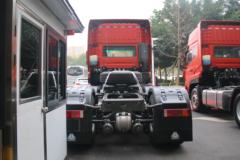 中国重汽成都商用车 斯太尔D7W重卡 460马力 6X4牵引车(ZZ4253V3241E1BN-1) 中国重汽成都商用车 斯太尔D7W重卡 460马力 6X4牵引车(ZZ4253V3241E1BN-1)