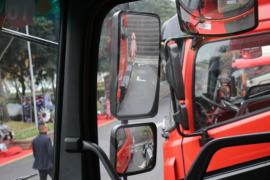 斯太尔D7W&nbsp;牵引车驾驶室                                               图片