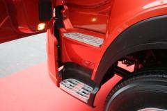 中国重汽成都商用车 斯太尔D7W重卡 460马力 6X4牵引车(ZZ4253V3241E1BN-1) 中国重汽成都商用车 斯太尔D7W重卡 460马力 6X4牵引车(ZZ4253V3241E1BN-1)