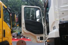 重汽王牌 翼狮 4X2 6.12米排半纯电动牵引车(CDW4180A1TBEV)193.536kWh