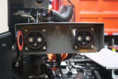 重汽王牌 翼狮 4X2 6.12米排半纯电动牵引车(CDW4180A1TBEV)193.536kWh