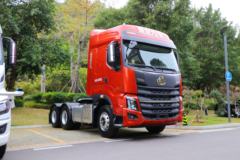 东风柳汽 乘龙H7重卡 2019款 600马力 6X4牵引车(国六)(LZ4252H7DC1)