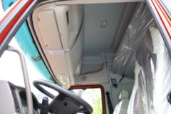 东风柳汽 乘龙T5重卡 400马力 6X4长头牵引车(LZ4250T5DC1)
