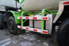 北奔 V3系列 350马力 8X4 7.6方混凝土搅拌车(凌宇牌)