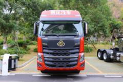 东风柳汽 乘龙H7重卡 580马力 6X4牵引车(国六)