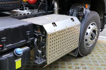 �������� ����H5�ؿ� 350���� 4X2 ǣ����(����)(LZ4184H5AC1)ͼƬ