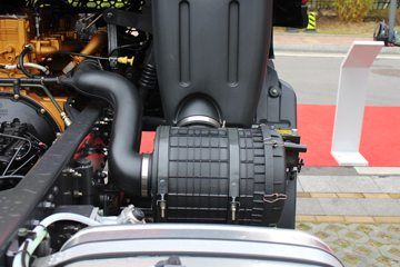 �������� ����H5�п� 200���� 4X2 �Ű���ʽ�ػ�������ͼƬ