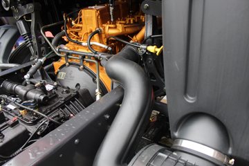 �������� ����H5�п� 200���� 4X2 �Ű���ʽ�ػ�������ͼƬ