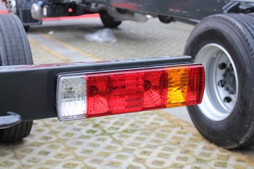 �������� ����H5�п� 200���� 4X2 �Ű���ʽ�ػ�������ͼƬ