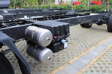 �������� ����H5�п� 200���� 4X2 �Ű���ʽ�ػ�������ͼƬ