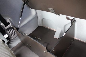 �������� ����H5�п� 200���� 4X2 �Ű���ʽ�ػ�������ͼƬ