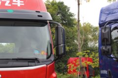 东风柳汽 乘龙H5中卡 200马力 4X2 排半厢式载货车底盘(LZ5180XXYM3AB)