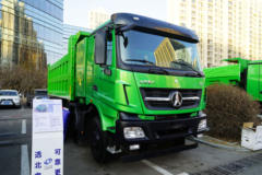 北奔重卡 V3 8X4 9.7米排半纯电动自卸车234kWh