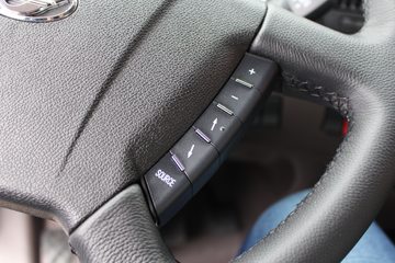 �������� ����H5�п� 200���� 4X2 �Ű���ʽ�ػ�������ͼƬ