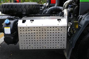 �������� ����H7 400���� 6X4 5.8����ж��(����)(LZ3250H7DC1)ͼƬ