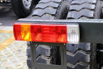 �������� ����H7 400���� 6X4 5.8����ж��(����)(LZ3250H7DC1)ͼƬ